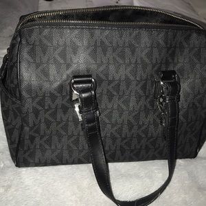 Michael kors black